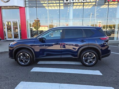 New 2026 Nissan Rogue SV w/ SV Premium Package image 9