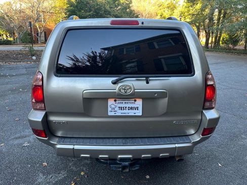 Used 2005 Toyota 4Runner Limited image 8
