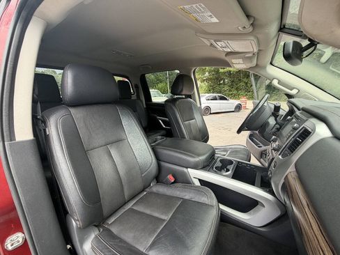 Used 2018 Nissan Titan SL w/ Texas Titan Edition AWD/4WD image 12