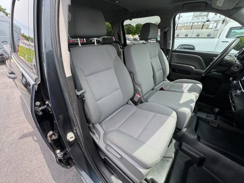 Used 2018 Chevrolet Silverado 1500 W/T AWD/4WD image 10