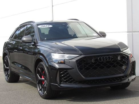 Used 2025 Audi RS Q8 performance AWD/4WD image 2