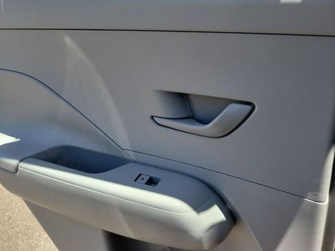 New 2026 Hyundai Kona SE FWD image 23