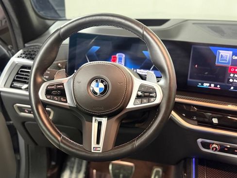 Used 2025 BMW X7 M60i AWD/4WD image 11