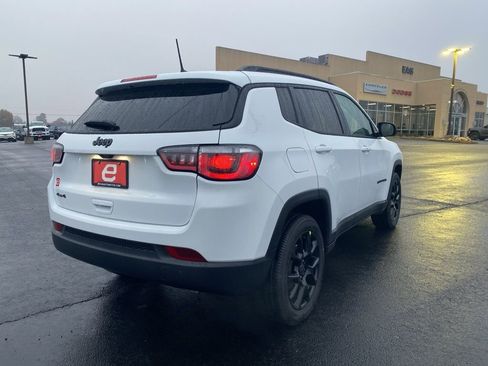 New 2026 Jeep Compass Latitude image 7
