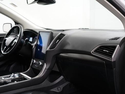 Certified 2024 Ford Edge SEL AWD/4WD image 22