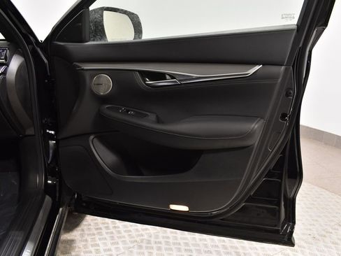 Certified 2025 INFINITI QX55 Essential image 34