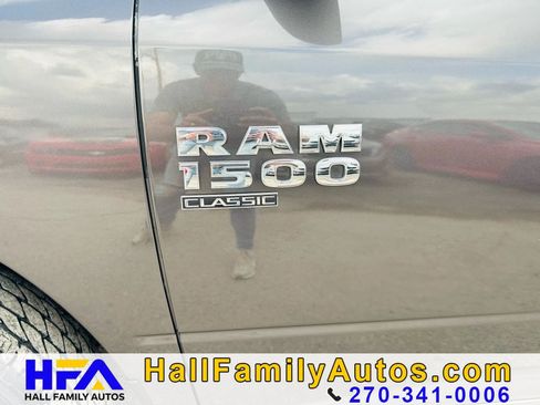 Used 2021 RAM 1500 Classic SLT AWD/4WD image 33
