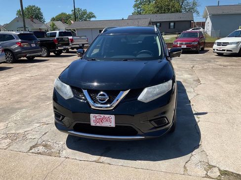 Used 2015 Nissan Rogue SV w/ SV Premium Package FWD image 8