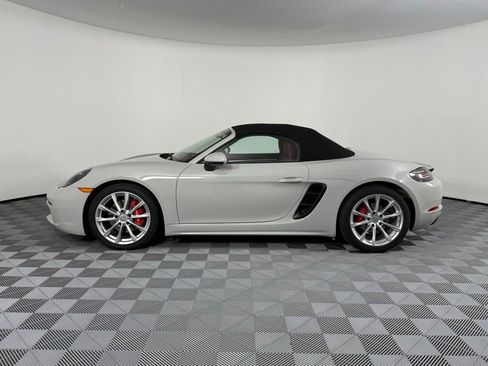Certified 2023 Porsche 718 Boxster S RWD image 28