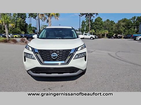 Used 2021 Nissan Rogue SV image 19