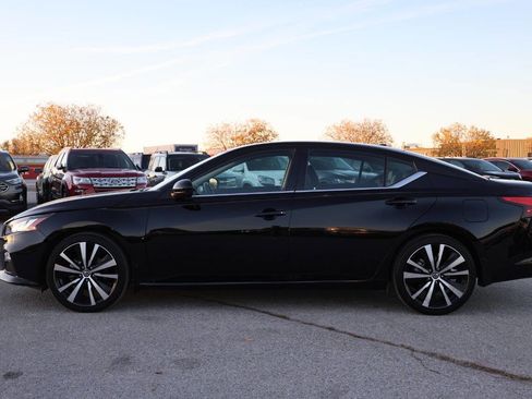 Used 2022 Nissan Altima 2.5 SR image 8