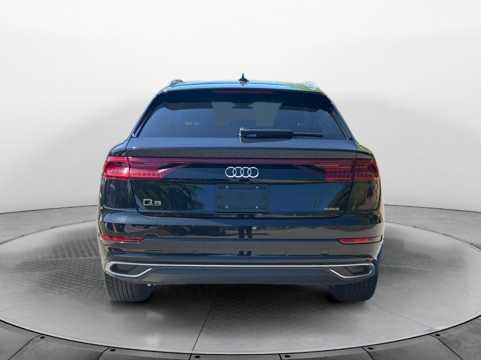 Used 2023 Audi Q8 Premium Plus AWD/4WD image 6