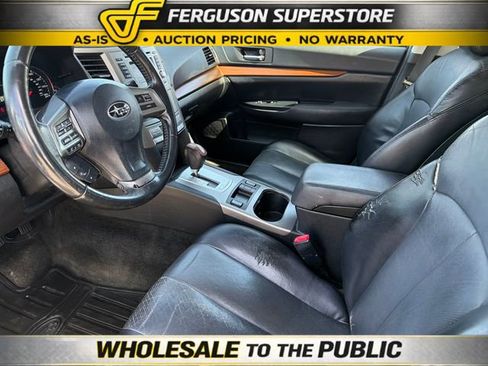 Used 2013 Subaru Outback 3.6R Limited w/ Moonroof Pkg AWD/4WD image 19