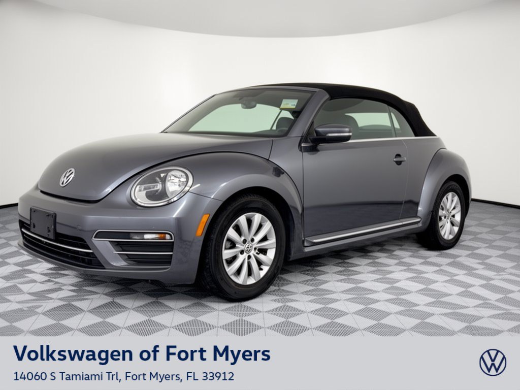 Used 2018 Volkswagen Beetle 2.0T FWD image 1
