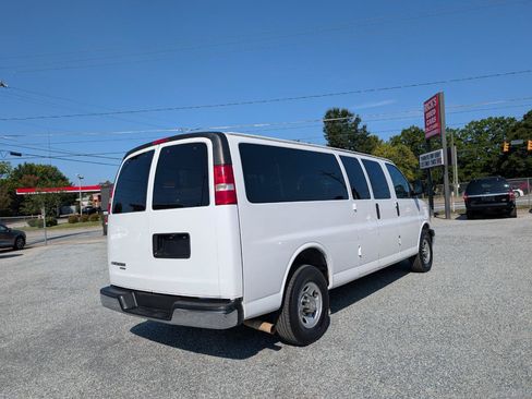 Used 2014 Chevrolet Express 3500 LT w/ LT Preferred Equipment Group RWD image 7