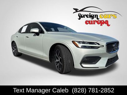 Used 2020 Volvo S60 T5 Momentum