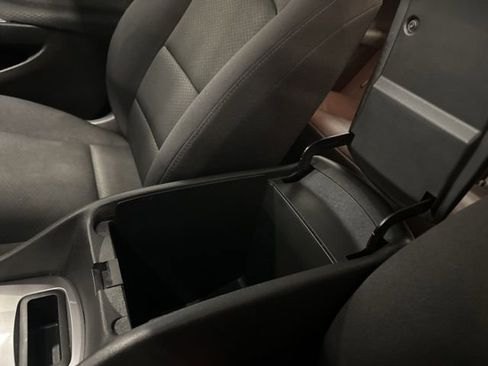 Used 2024 Chevrolet Malibu LT image 26