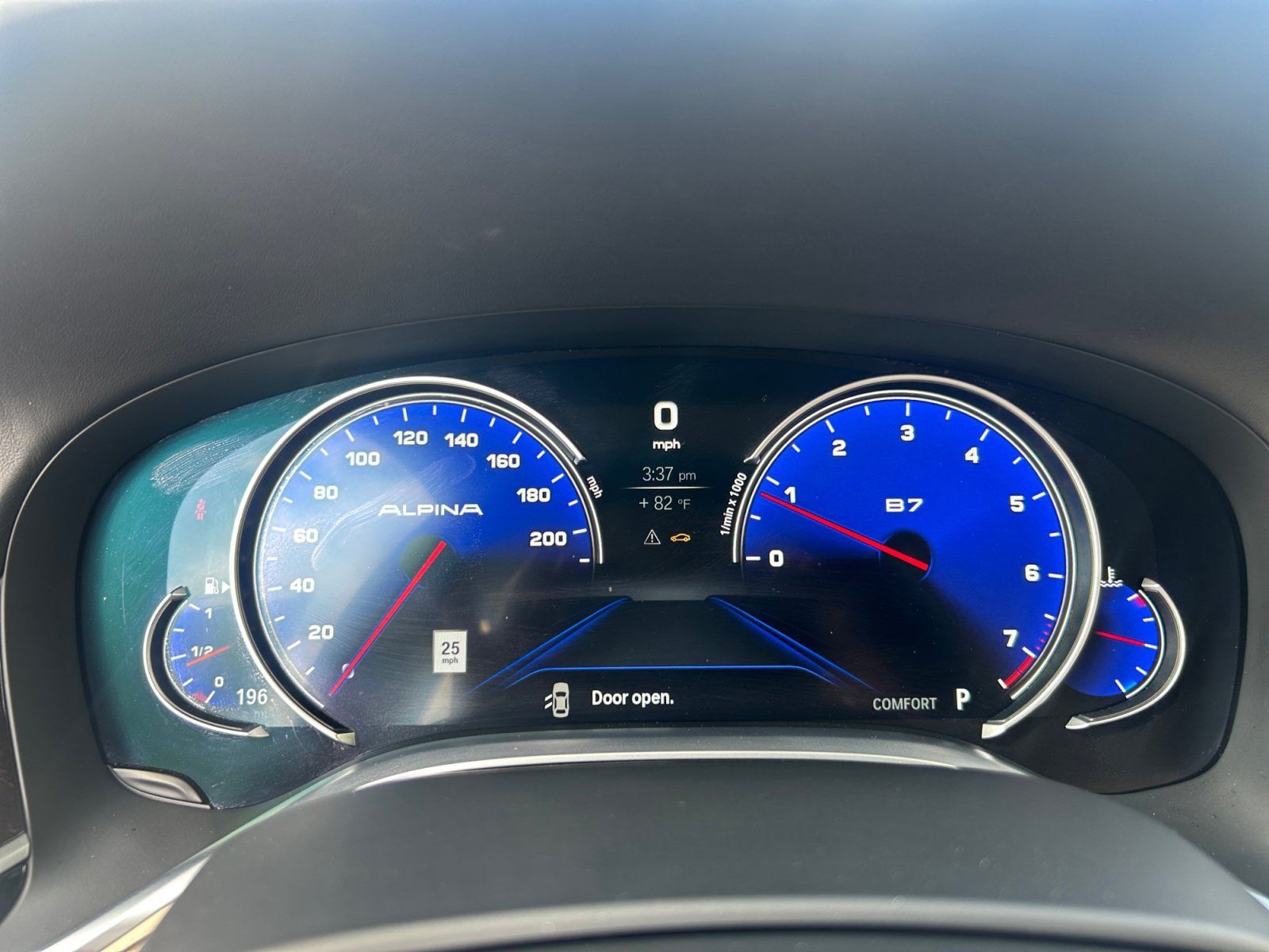 Used 2017 BMW 750i xDrive AWD/4WD image 21