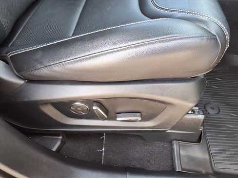 Used 2020 Ford Explorer ST w/ ST Street Pack image 13