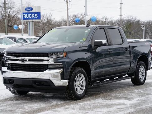 Used 2019 Chevrolet Silverado 1500 LT w/ All-Star Edition image 3