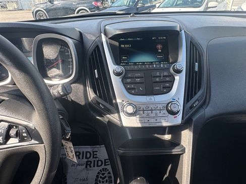 Used 2016 Chevrolet Equinox LS image 15