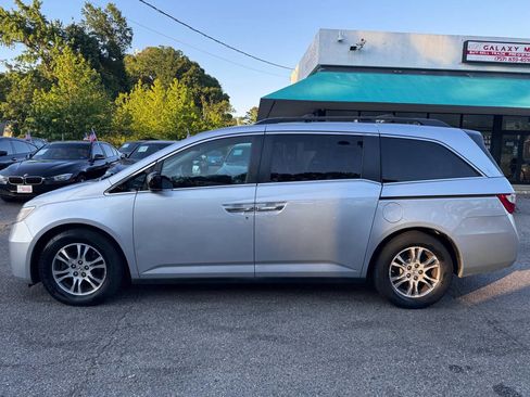 Used 2011 Honda Odyssey EX image 8