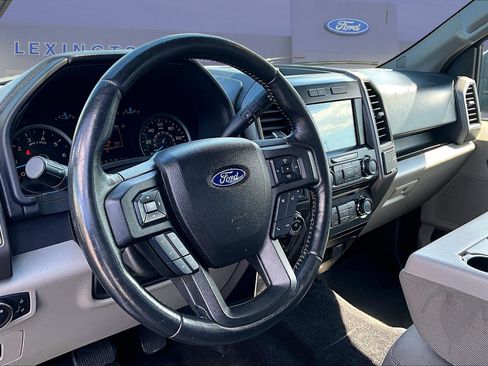 Used 2017 Ford F150 XLT w/ Equipment Group 302A Luxury AWD/4WD image 18