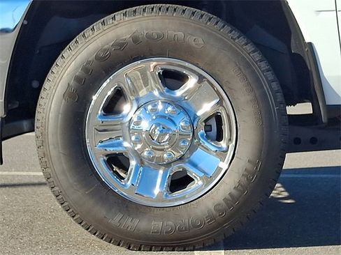 Used 2024 RAM 2500 Tradesman w/ Chrome Appearance Group image 8