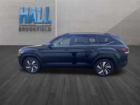 New 2026 Volkswagen Atlas SE image 4