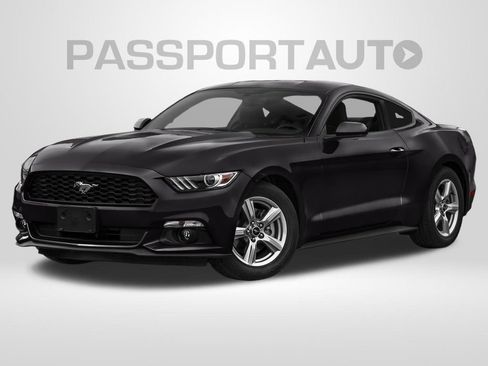 Used 2015 Ford Mustang Coupe RWD image 4