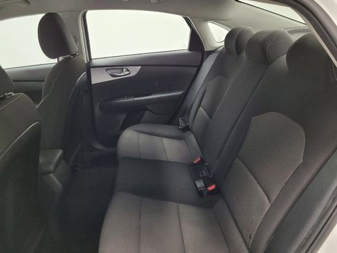 Used 2023 Kia Forte LXS image 18