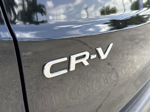 Used 2024 Honda CR-V LX image 11