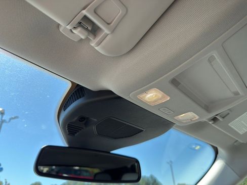 Used 2023 Ford Escape Platinum w/ Premium Technology Package image 16