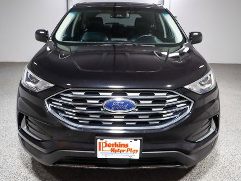 Used 2022 Ford Edge SEL image 4