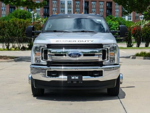 Used 2019 Ford F350 XL w/ Power Equipment Group AWD/4WD image 4