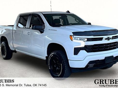 Used 2022 Chevrolet Silverado 1500 RST AWD/4WD image 1