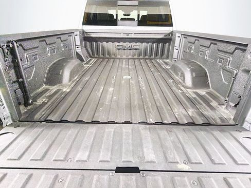 Used 2025 GMC Sierra 2500 Denali Ultimate w/ Snow Plow Prep/Camper Package AWD/4WD image 24