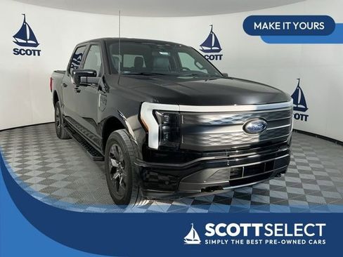 Used 2022 Ford F150 Lightning Lariat image 1
