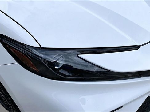 Used 2025 Toyota Camry SE FWD image 28