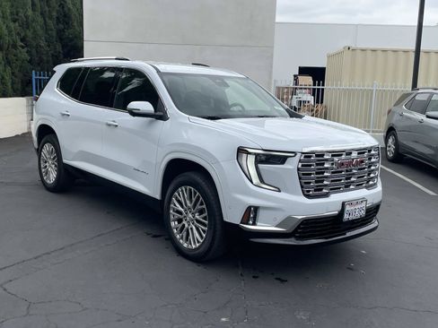 Used 2026 GMC Acadia Denali w/ Super Cruise Package FWD image 3