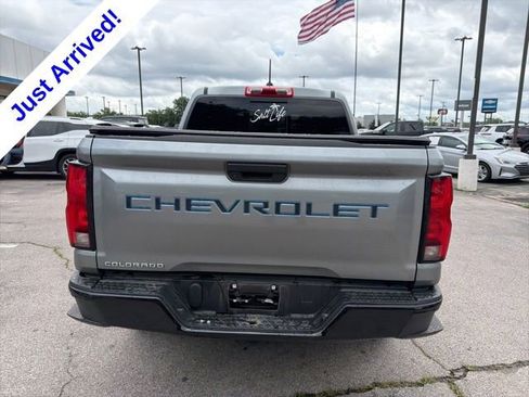 Used 2024 Chevrolet Colorado Z71 AWD/4WD image 4
