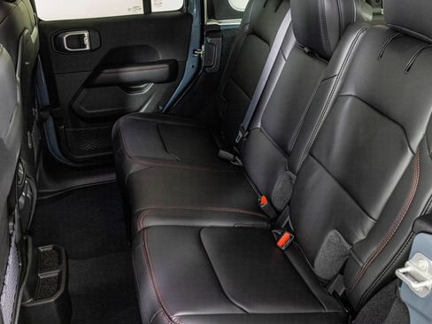 New 2026 Jeep Wrangler Unlimited Rubicon AWD/4WD image 31