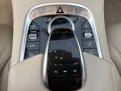 Used 2019 Mercedes-Benz S 560 Sedan image 16