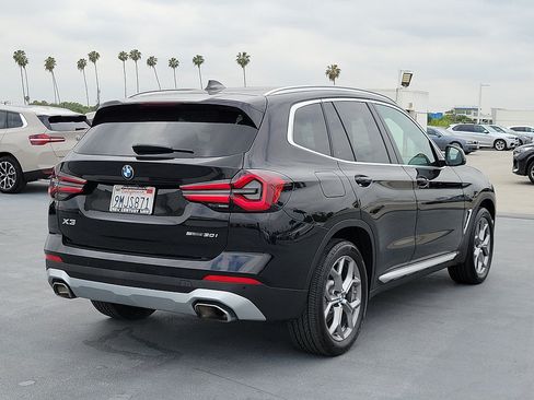 Used 2024 BMW X3 sDrive30i w/ Convenience Package RWD image 3