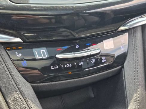 Used 2020 Cadillac XT6 Sport AWD/4WD image 27