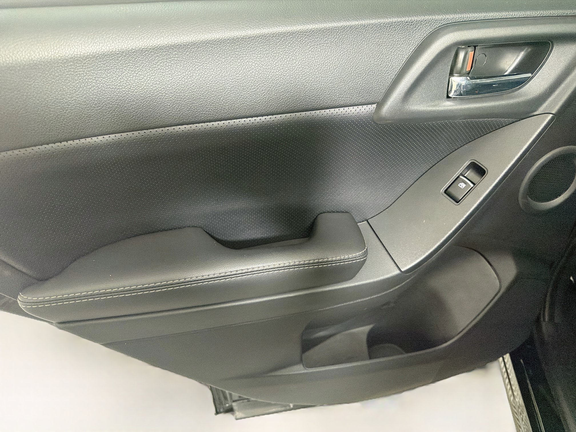 Used 2018 Subaru Forester 2.5i Limited AWD/4WD image 25