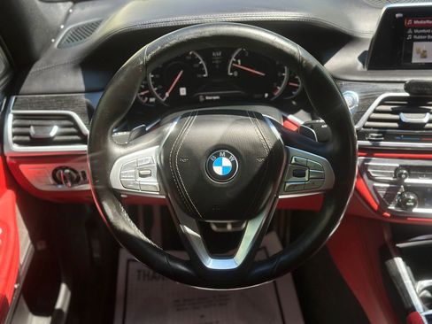 Used 2019 BMW 750i xDrive w/ Executive Package AWD/4WD image 21
