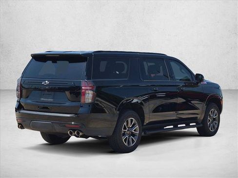 Certified 2023 Chevrolet Suburban Z71 w/ Off-Road Capability Package AWD/4WD image 5