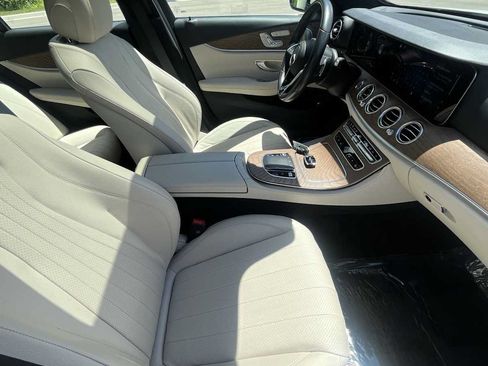 Certified 2023 Mercedes-Benz E 350 4MATIC Sedan image 11