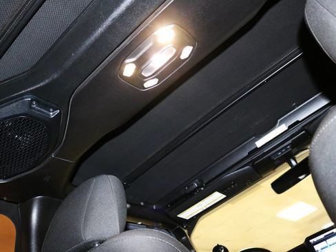 Used 2019 Jeep Wrangler Rubicon image 66